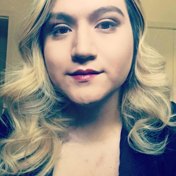 Meet your Posher, Iris - Picture 1 of 1